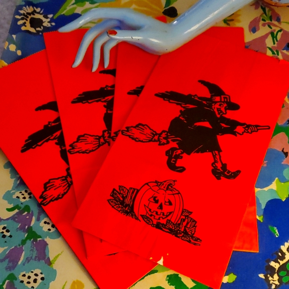 Vintage Halloween luminaries